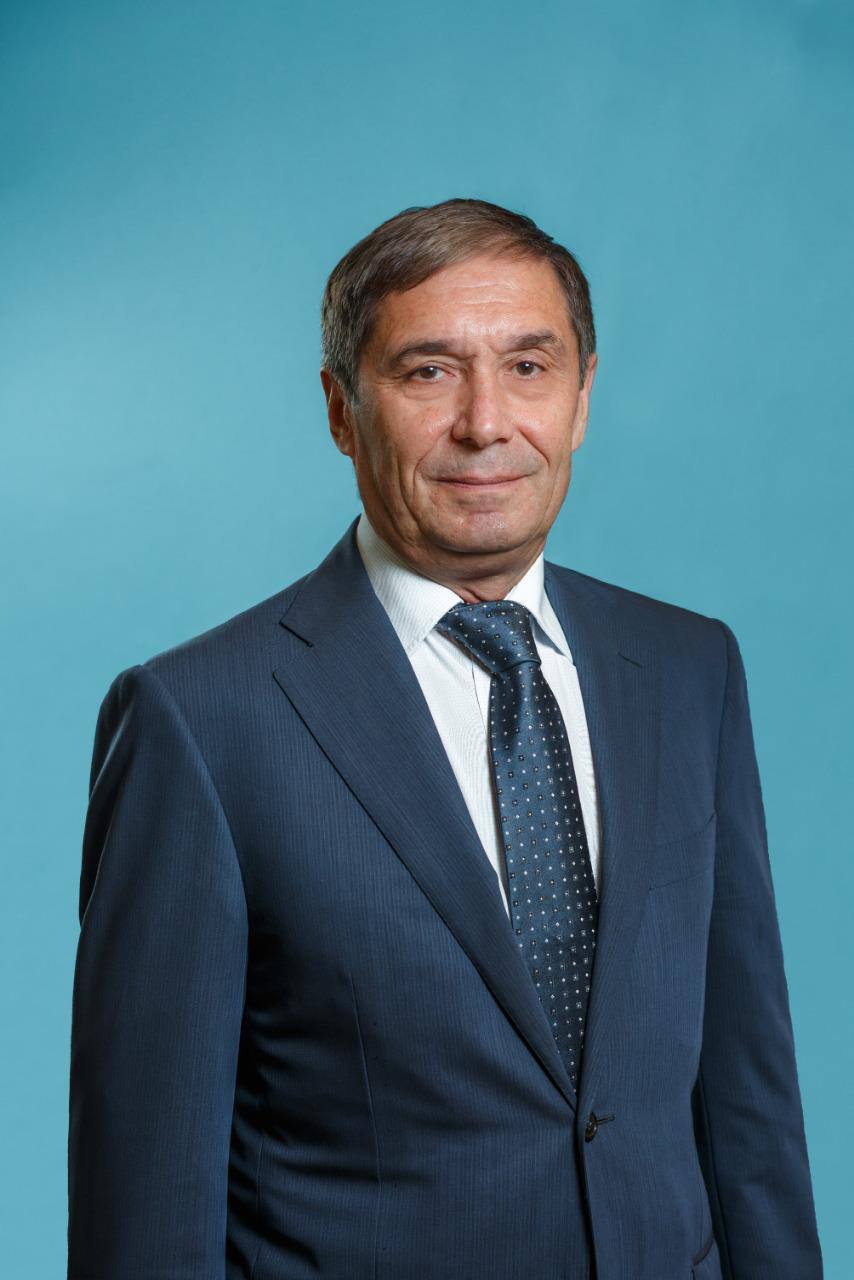 Хаким Азат Муртазович